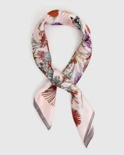 Online Belle & Bloom English Garden Fashion Scarf - Pink