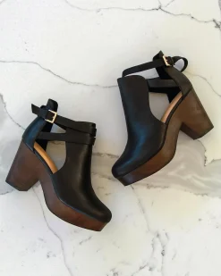 Online Belle & Bloom Fearless Clog Ankle Boot - Black/Chocolate