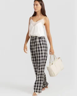 Hot Belle & Bloom Friday Nights Lace Cami - Off-White