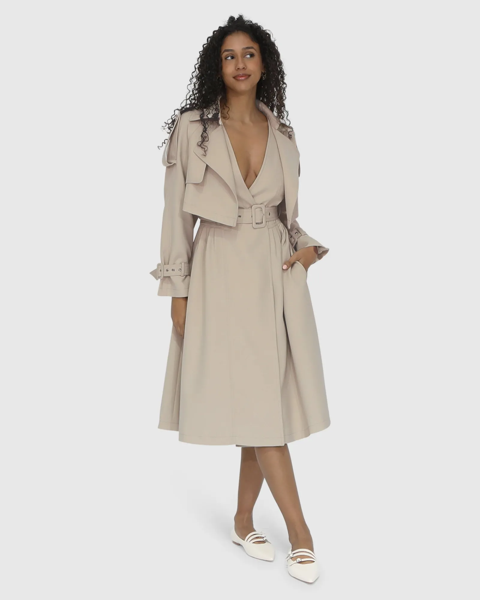 Sale Belle & Bloom Manhattan Cropped Trench - Sand