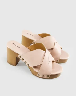 Hot Belle & Bloom Midtown Clog Mule - Blush