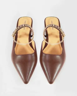 Hot Belle & Bloom On The Go Leather Flat - Chocolate