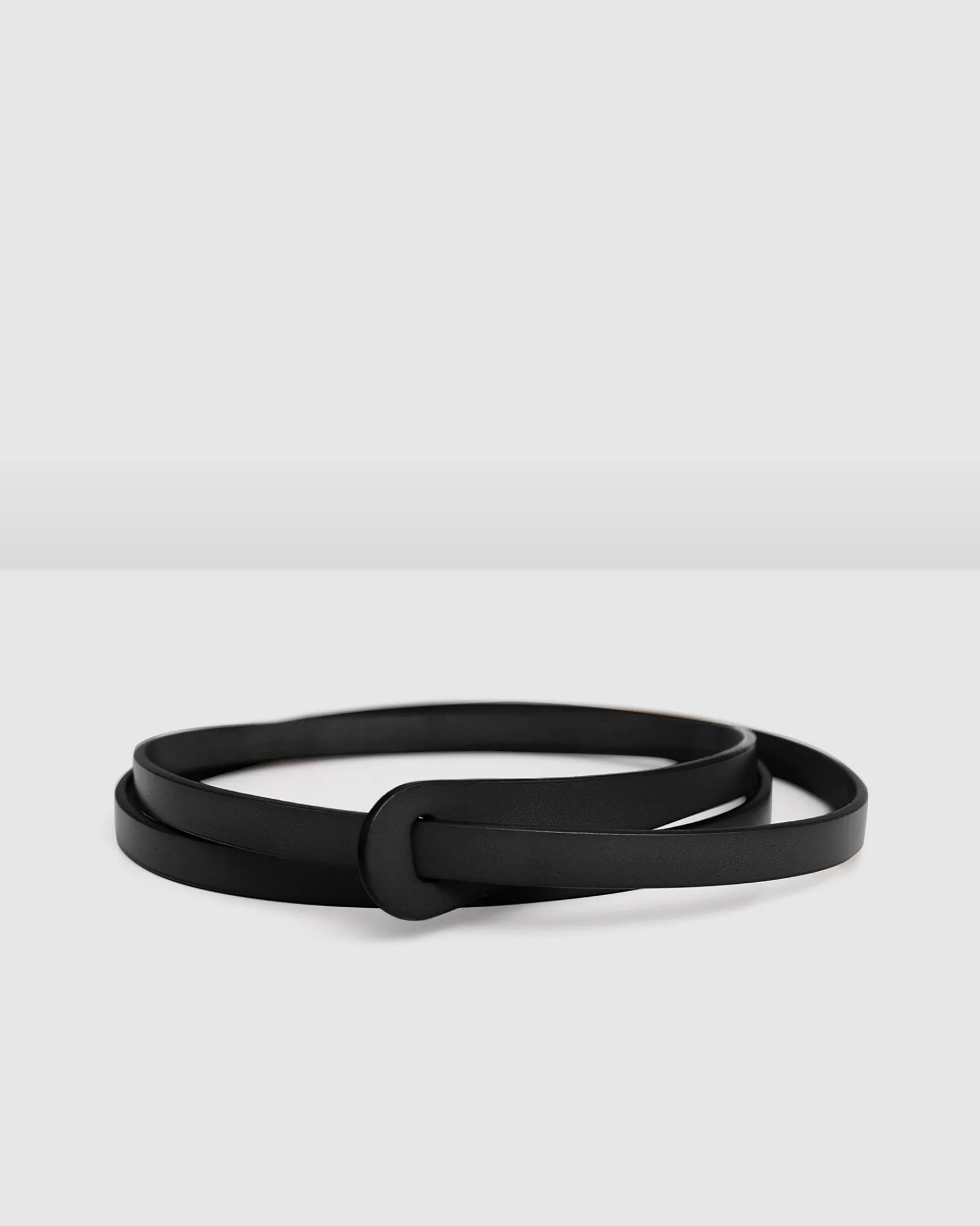 Online Belle & Bloom Tie The Knot Leather Belt - Black