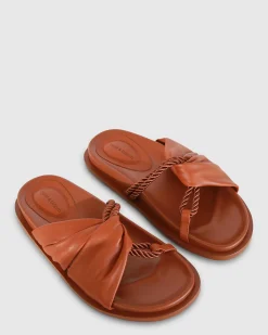 Fashion Belle & Bloom Whitehaven Slide - Camel